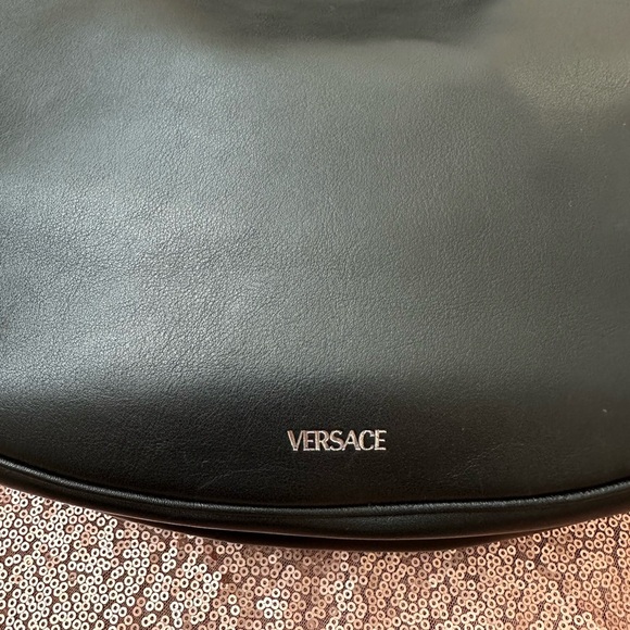 NWT Versace Logo Authentic Repeat Maxi Leather Shoulder Bag Black - Picture 7 of 14